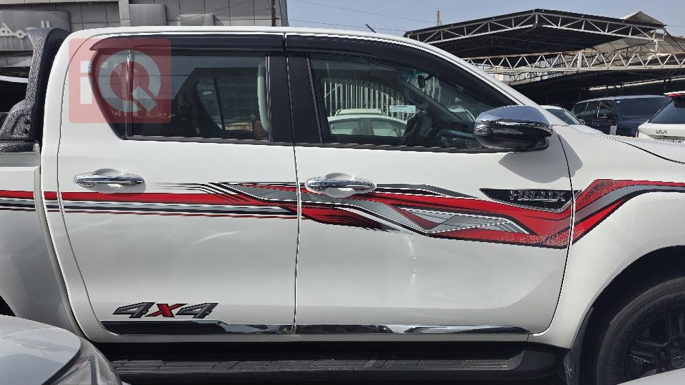 تويوتا هايلوكس